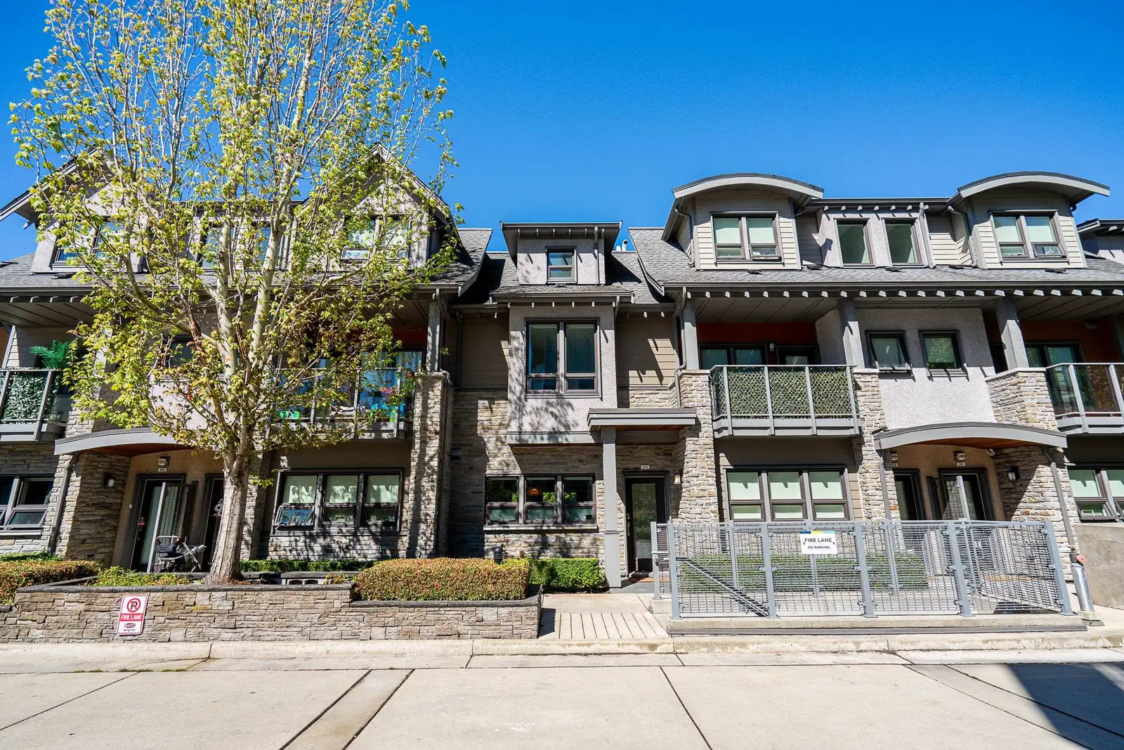 303 1768 55A STREET, Delta BC V4M 0A9