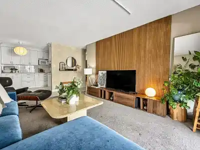 309 275 W 2ND STREET, North Vancouver BC V7M 1C9