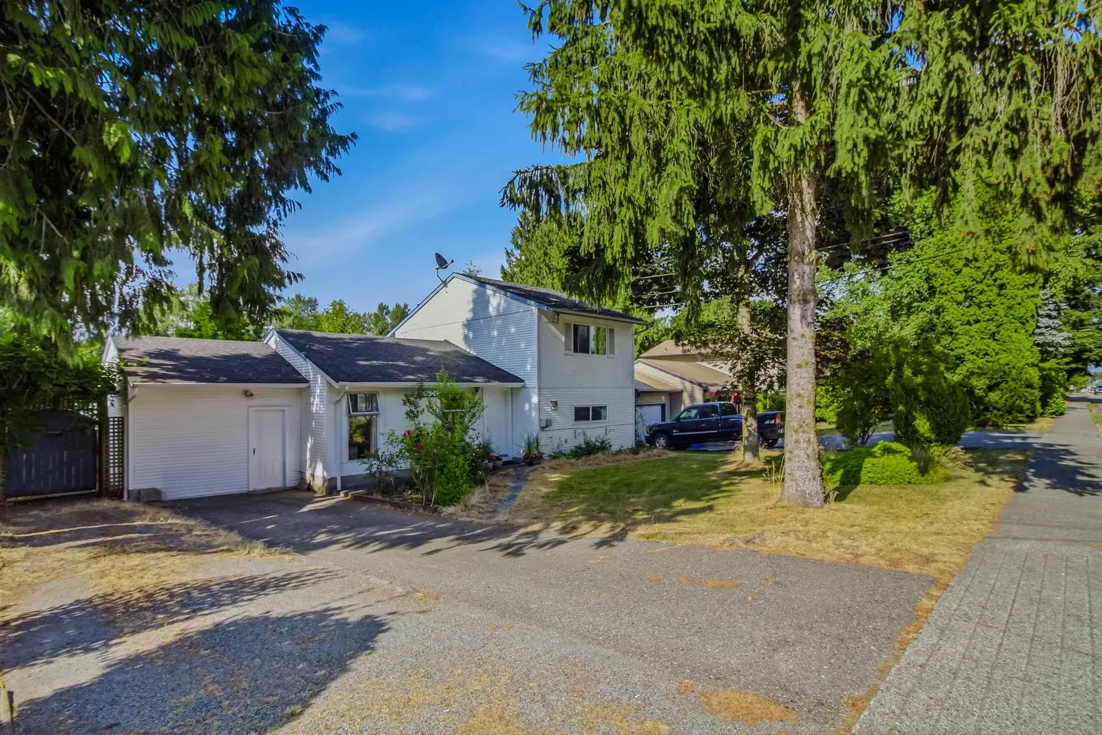 26549 32 AVENUE, Langley BC V4W 3E8