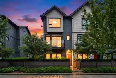 105 4662 HEMLOCK WAY, Tsawwassen BC V4M 0G1