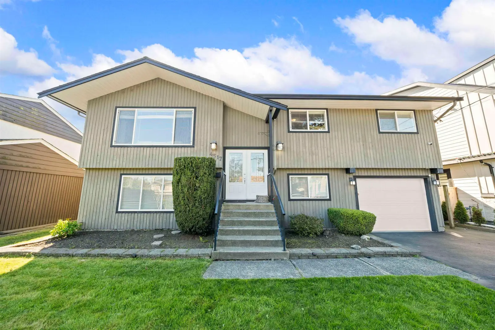 4517 46A STREET, Ladner BC V4K 2M5