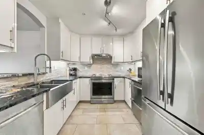109 5835 HAMPTON PLACE, Vancouver BC V6T 2G2