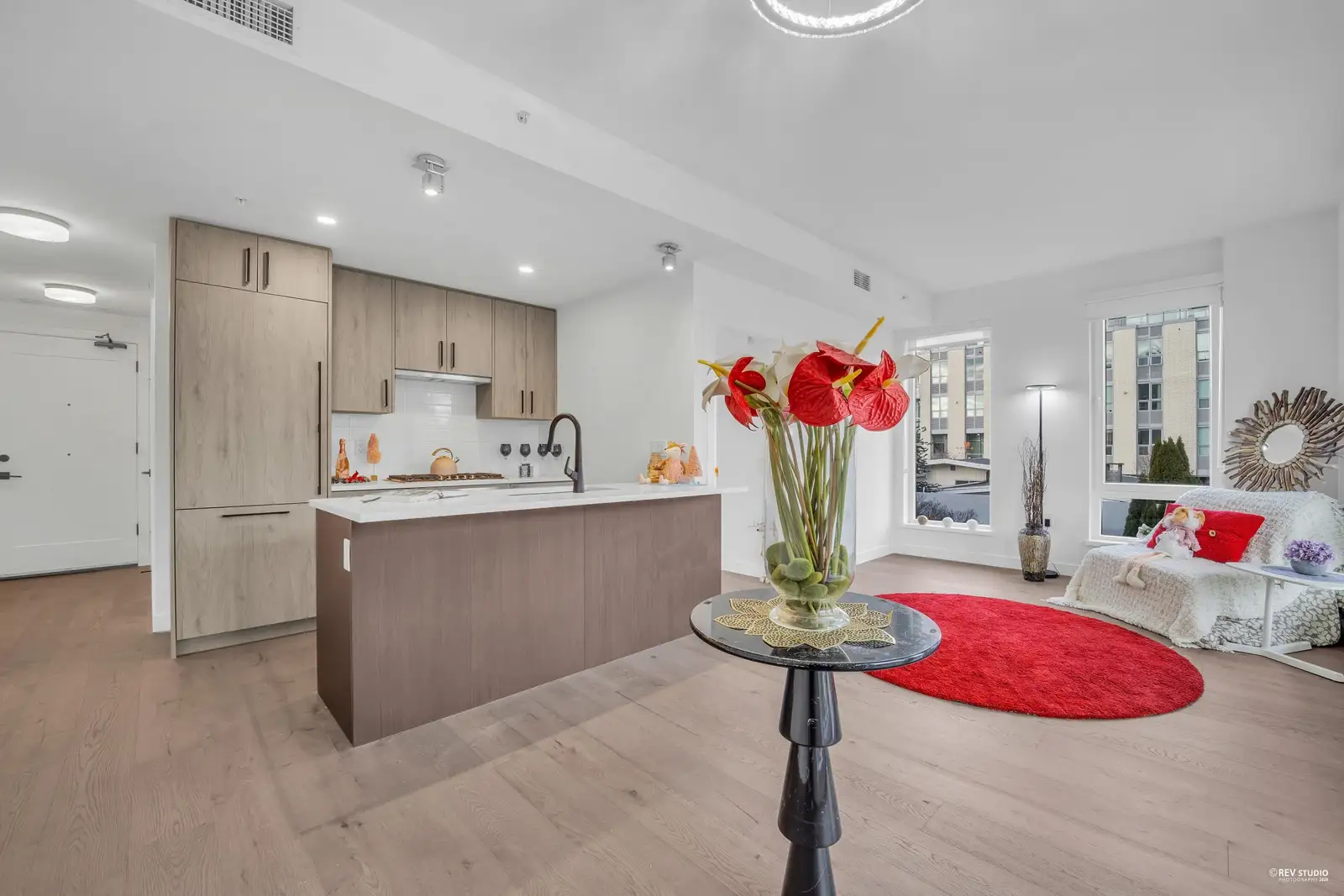 305 6859 CAMBIE STREET, Vancouver BC V6P 0M4