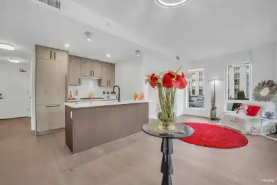 305 6859 CAMBIE STREET, Vancouver BC V6P 0M4