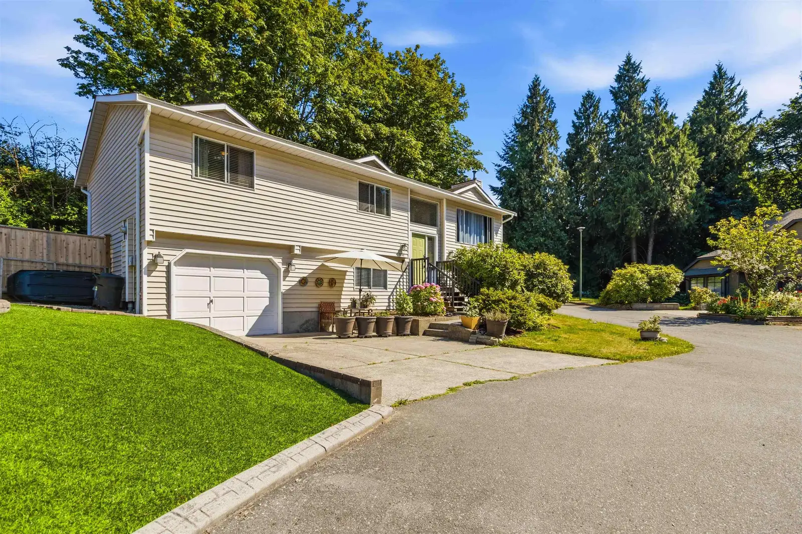 9030 JAMES PLACE, Delta BC V4C 2R8