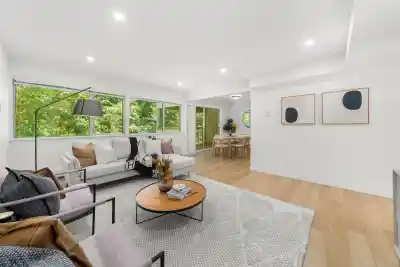 879 WESTVIEW CRESCENT, North Vancouver BC V7N 2L5