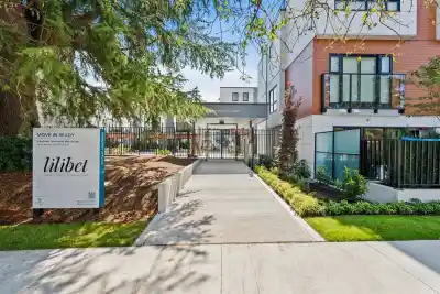34 530 W 28TH AVENUE, Vancouver BC V5Z 2H1