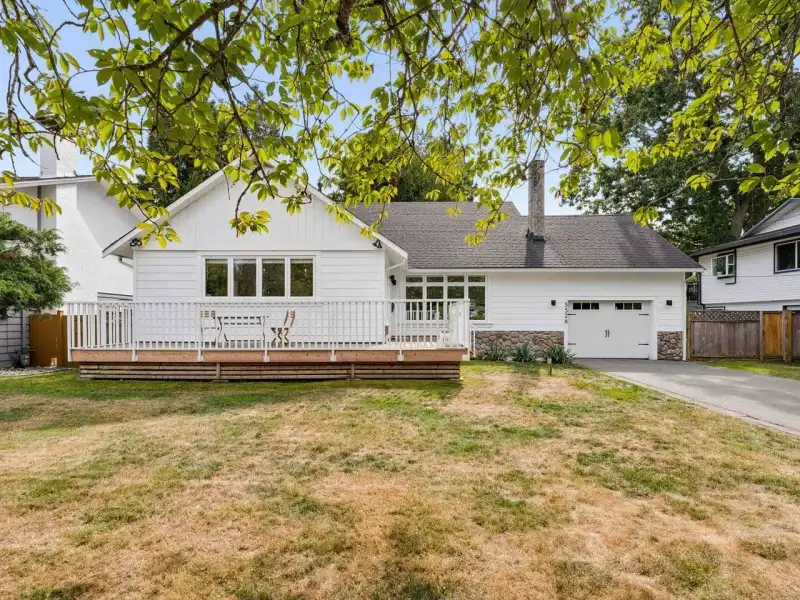 5326 BELAIR DRIVE, Delta