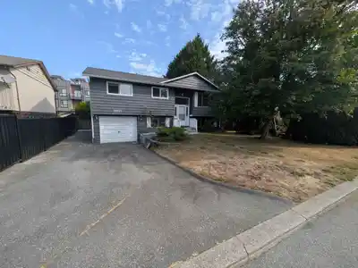 19751 54A AVENUE, Langley BC V3A 3W4