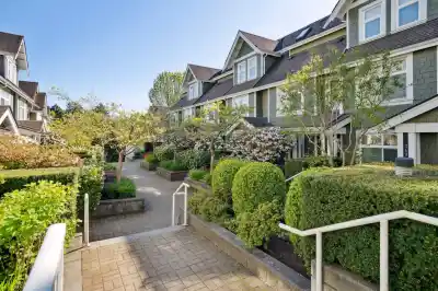 7411 COLUMBIA STREET, Vancouver BC V5X 4X4