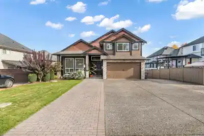 2620 270B STREET, Langley BC V4W 3V5