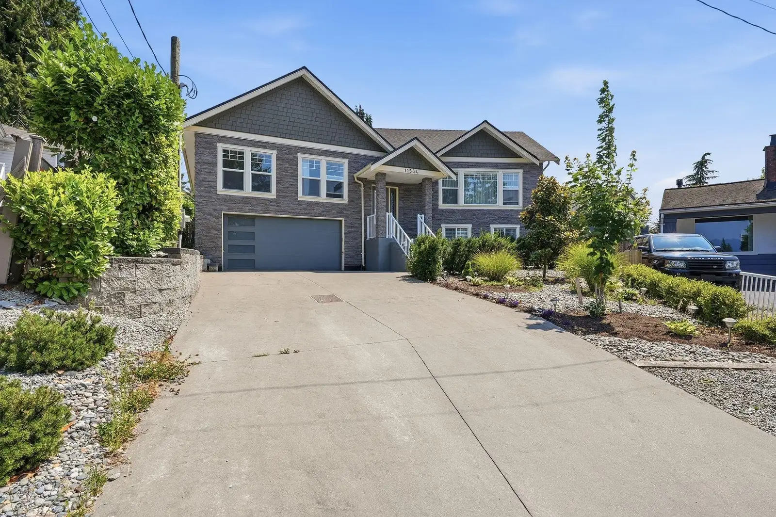11554 92A AVENUE, Delta BC V4C 3M7