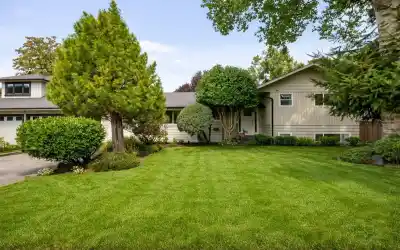 5259 12 AVENUE, Delta BC V4M 2B1