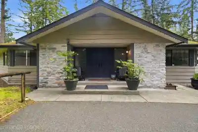 2890 202 STREET, Langley BC V2Z 2B9