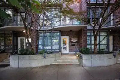 1082 HORNBY STREET, Vancouver BC V6Z 1V6