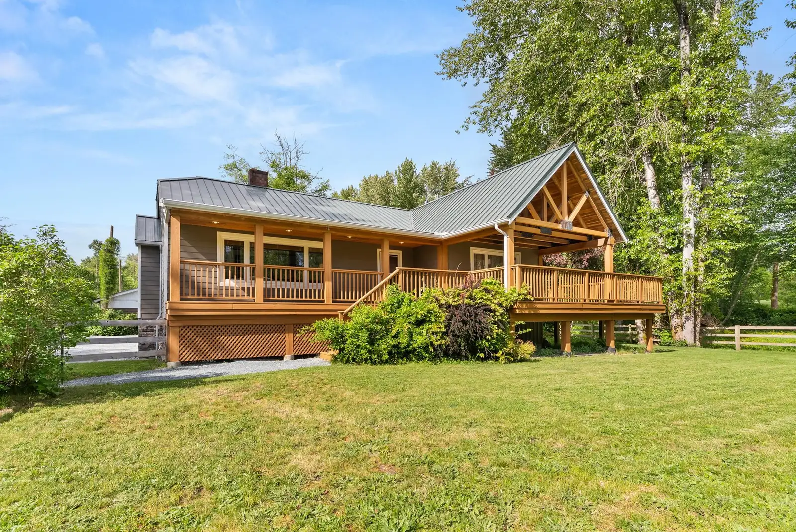 21415 0 AVENUE, Langley BC V2Z 1S6