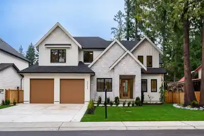 20345 41A AVENUE, Langley BC V3A 2Z8