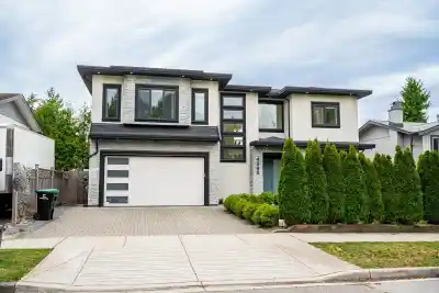 4945 205A STREET, Langley BC V3A 2A8