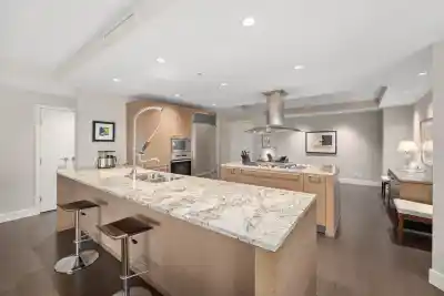 2601 1111 ALBERNI STREET, Vancouver BC V6E 4V2