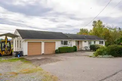 7256 SMITH CRESCENT, Langley BC V2Y 2R4