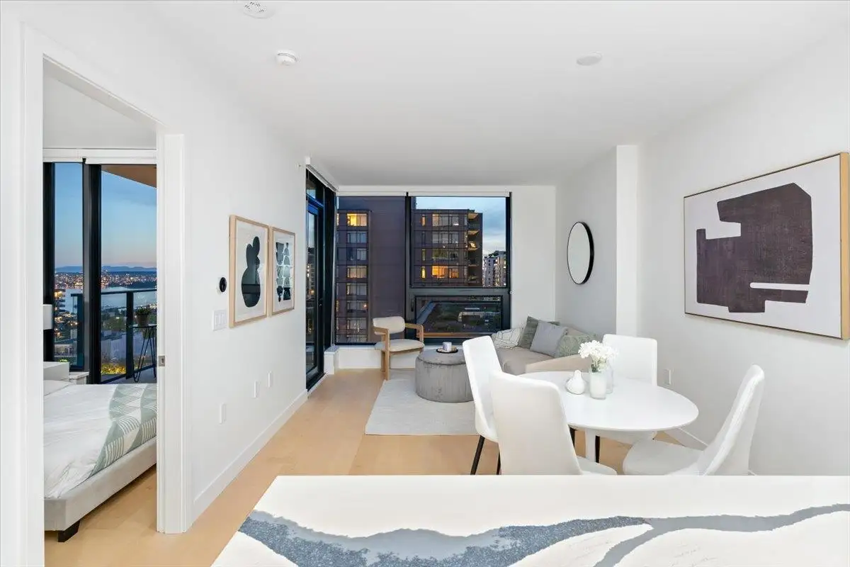 1004 135 E 13TH STREET, North Vancouver BC V7L 0J8