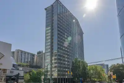 902 989 NELSON STREET, Vancouver BC V6Z 2S1