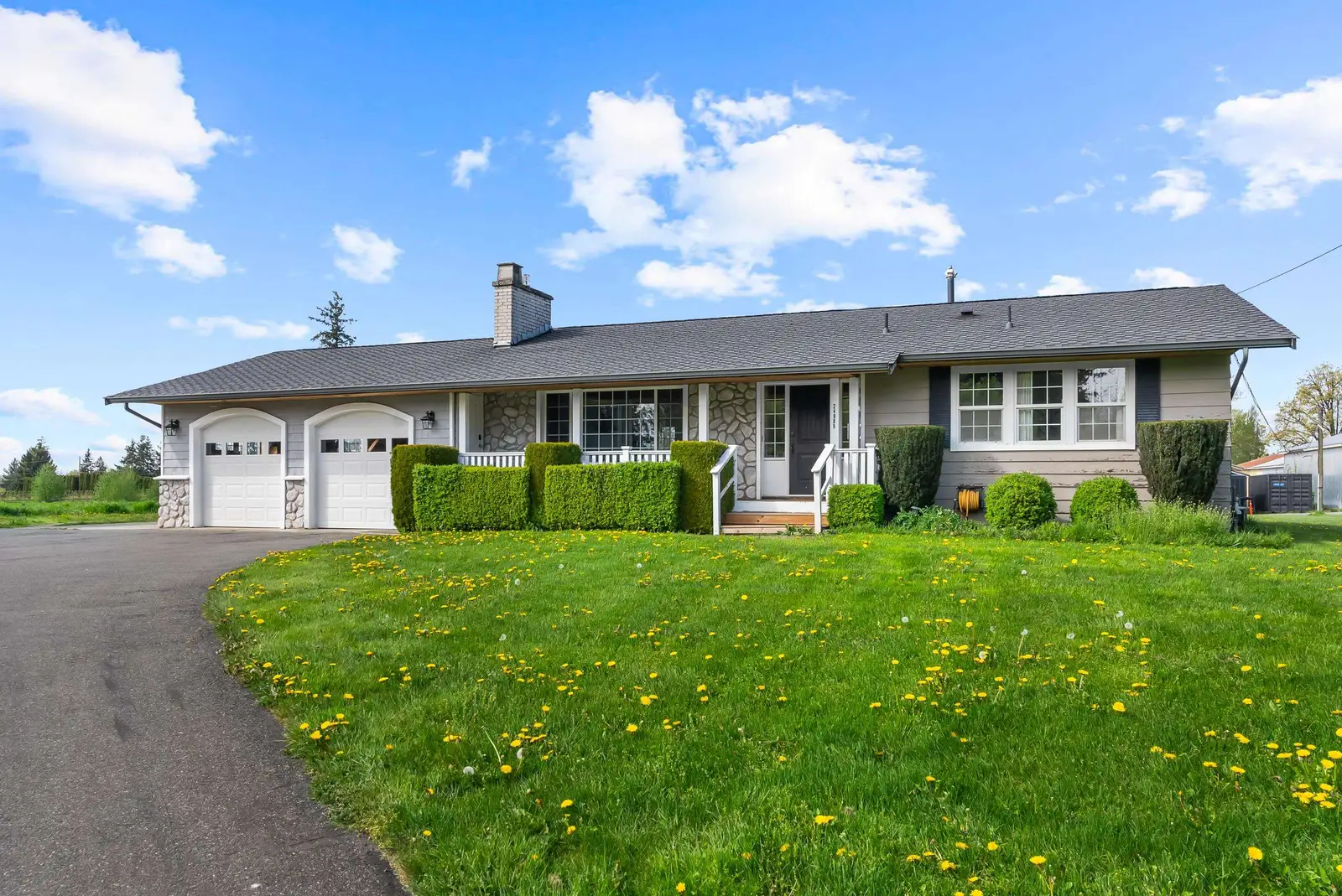 24985 32 AVENUE, Langley BC V4W 2A1