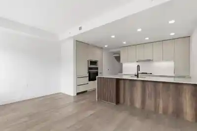 304 3590 W 39TH AVENUE, Vancouver BC V6N 3A5