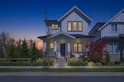 19619 75 AVENUE, Langley BC V2Y 3R9