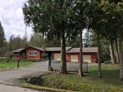 20075 FERNRIDGE CRESCENT, Langley BC V2Z 1X4