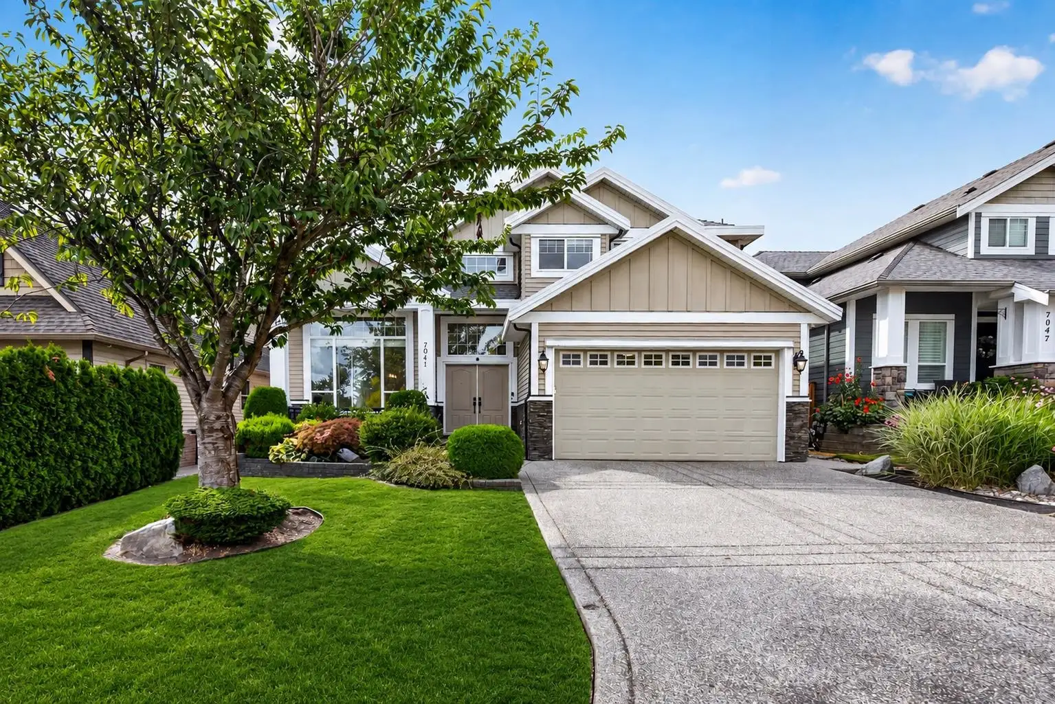 7041 198A STREET, Langley BC V2Y 3H6