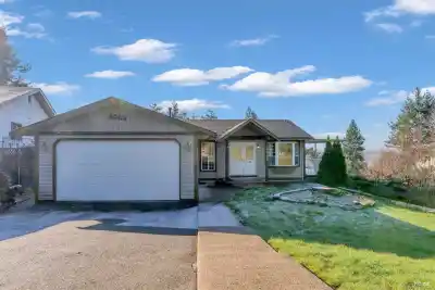 8063 WILTSHIRE BOULEVARD, Delta BC V4C 4B5