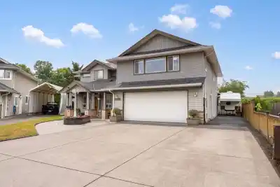 27144 25A AVENUE, Langley BC V4W 3N4