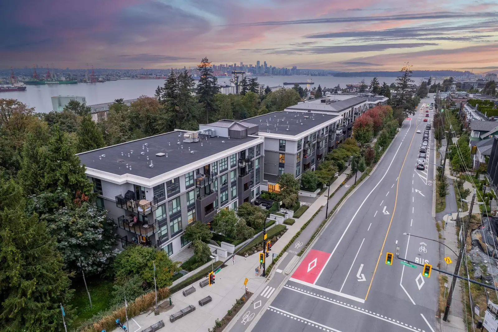 308 747 E 3RD STREET, North Vancouver BC V7L 1G8