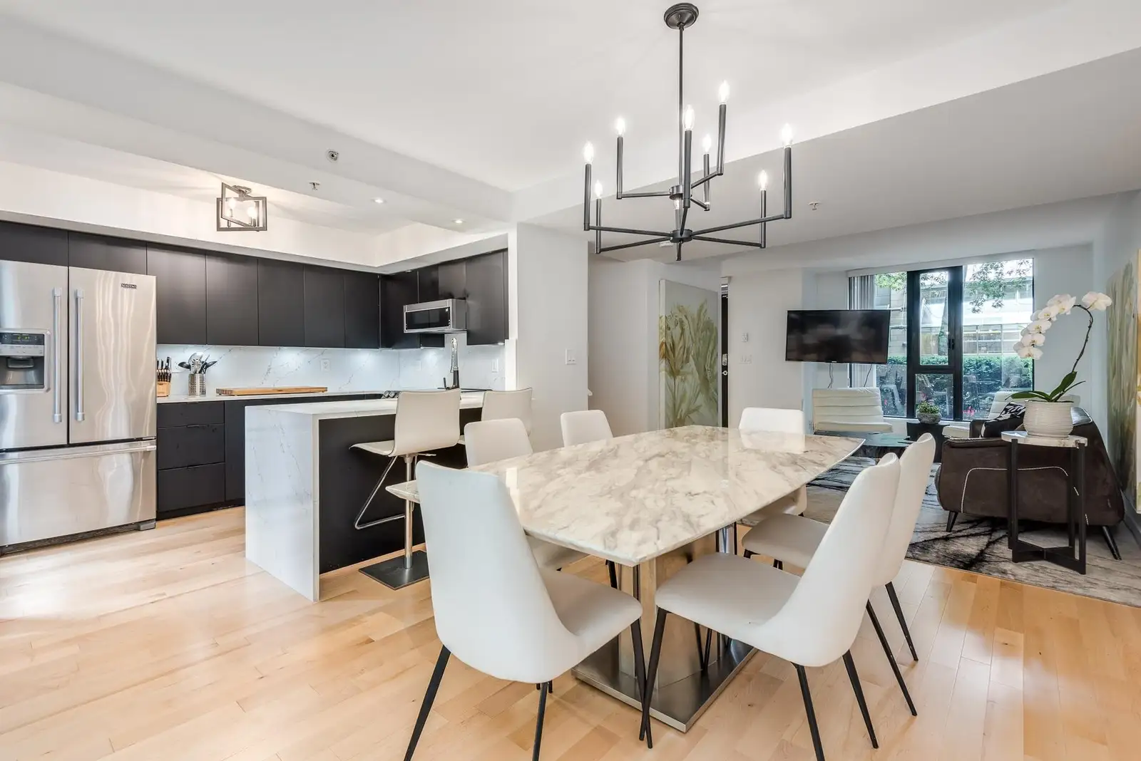973 MAINLAND STREET, Vancouver BC V6B 1T2
