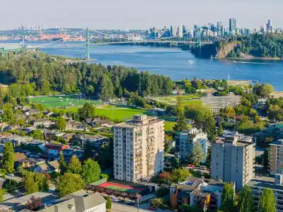 1102 555 13TH STREET, West Vancouver BC V7T 2N8