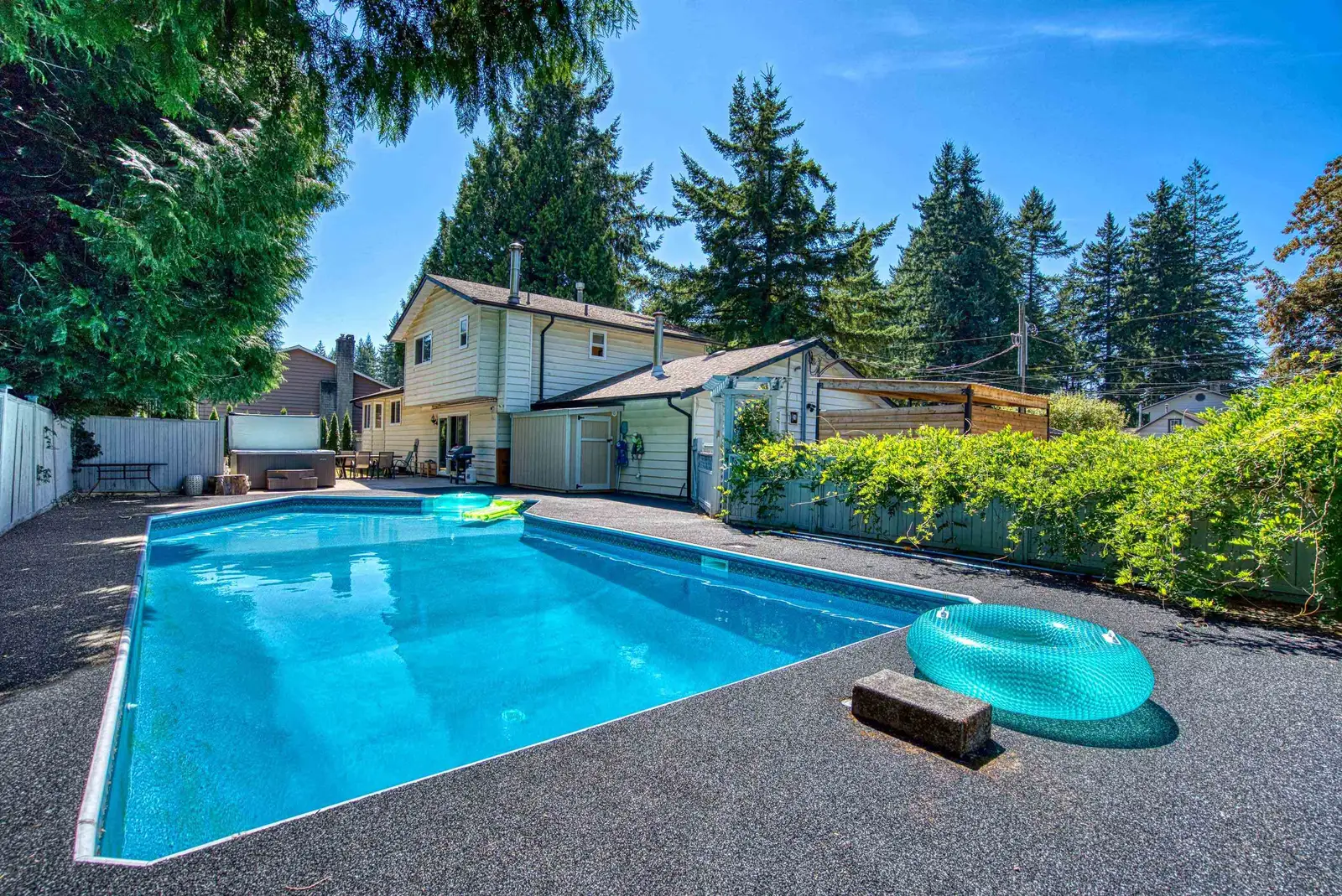 3980 204A STREET, Langley BC V3A 6A8