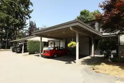 82 6622 BAKER ROAD, Delta BC V4E 2V1