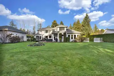 25072 58 AVENUE, Langley BC V4W 1T5