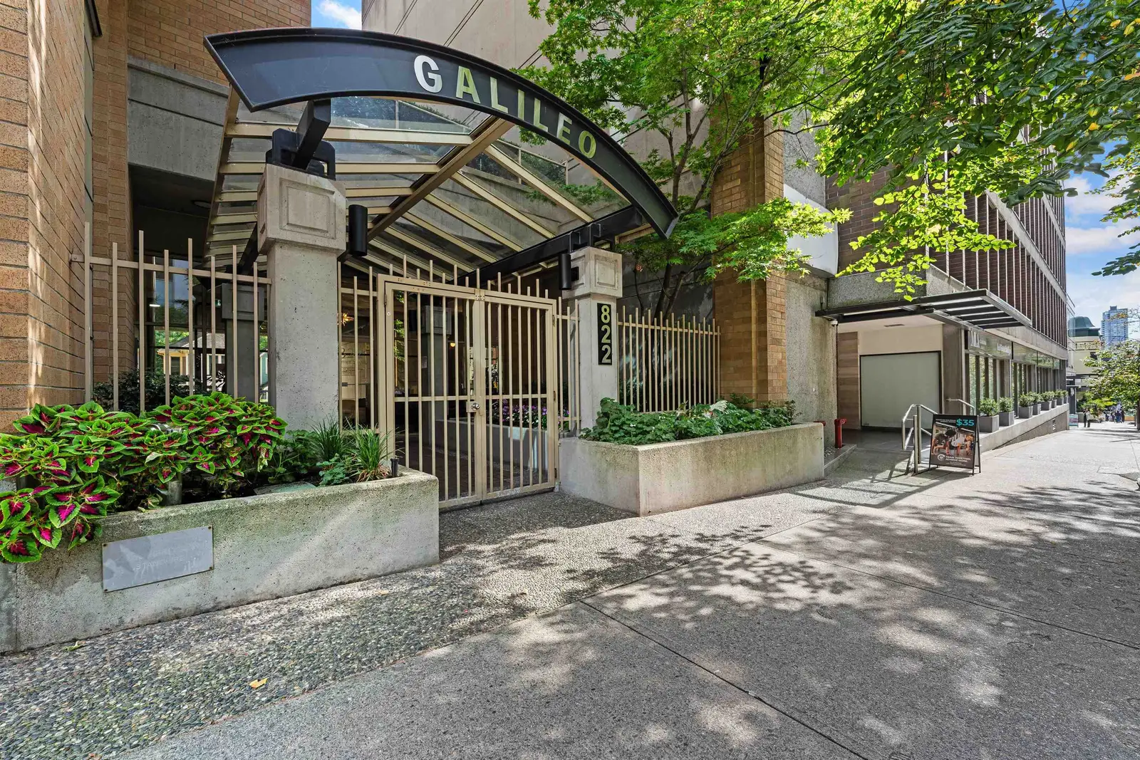 1405 822 HOMER STREET, Vancouver BC V6B 6M3