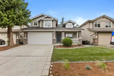 20613 66A AVENUE, Langley BC V2Y 2Y4