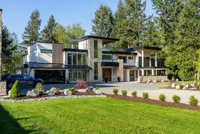 25031 57 AVENUE, Langley BC V4W 1T6