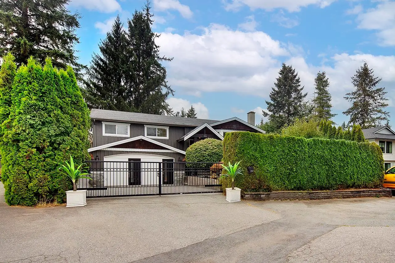 3953 206A STREET, Langley BC V3A 7A8