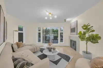 101 1924 COMOX STREET, Vancouver BC V6G 1R4