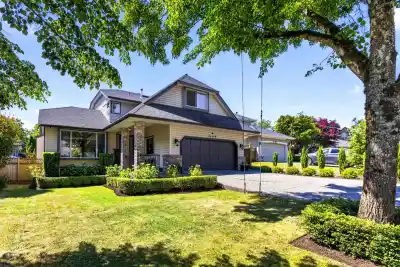 21508 84 AVENUE, Langley BC V1M 2M1