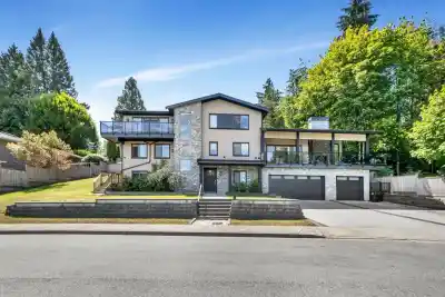 20562 46B AVENUE, Langley BC V3A 8J9
