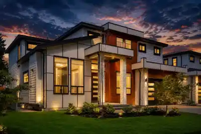20133 27 AVENUE, Langley BC V2Z 0B6