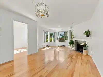 207 3638 RAE AVENUE, Vancouver BC V5R 2P5
