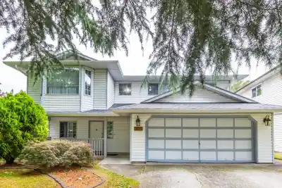 21073 93 AVENUE, Langley BC V1M 2B3
