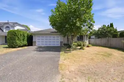 5088 207 STREET, Langley BC V3A 7T8